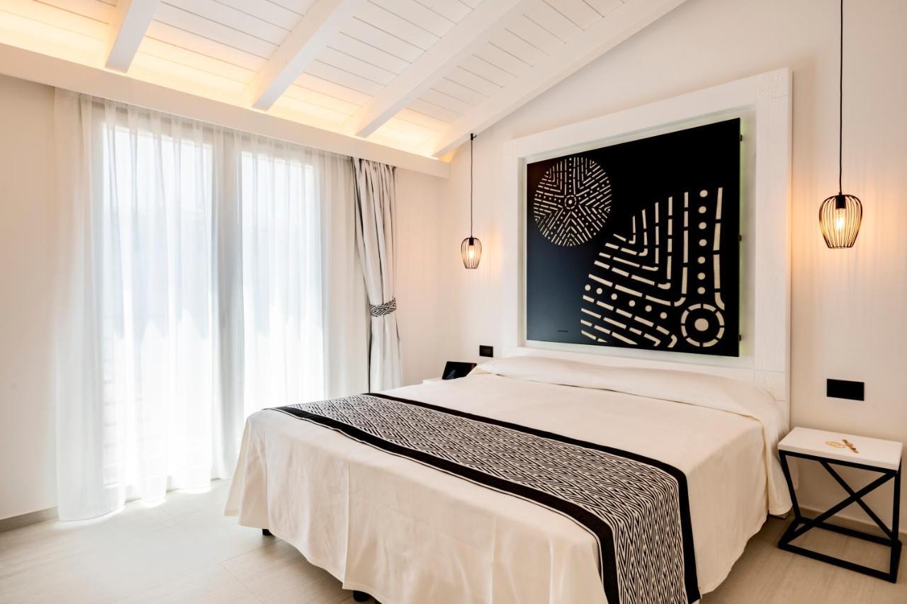 Cara A Bentu - Charming Rooms Tortolì Exterior foto
