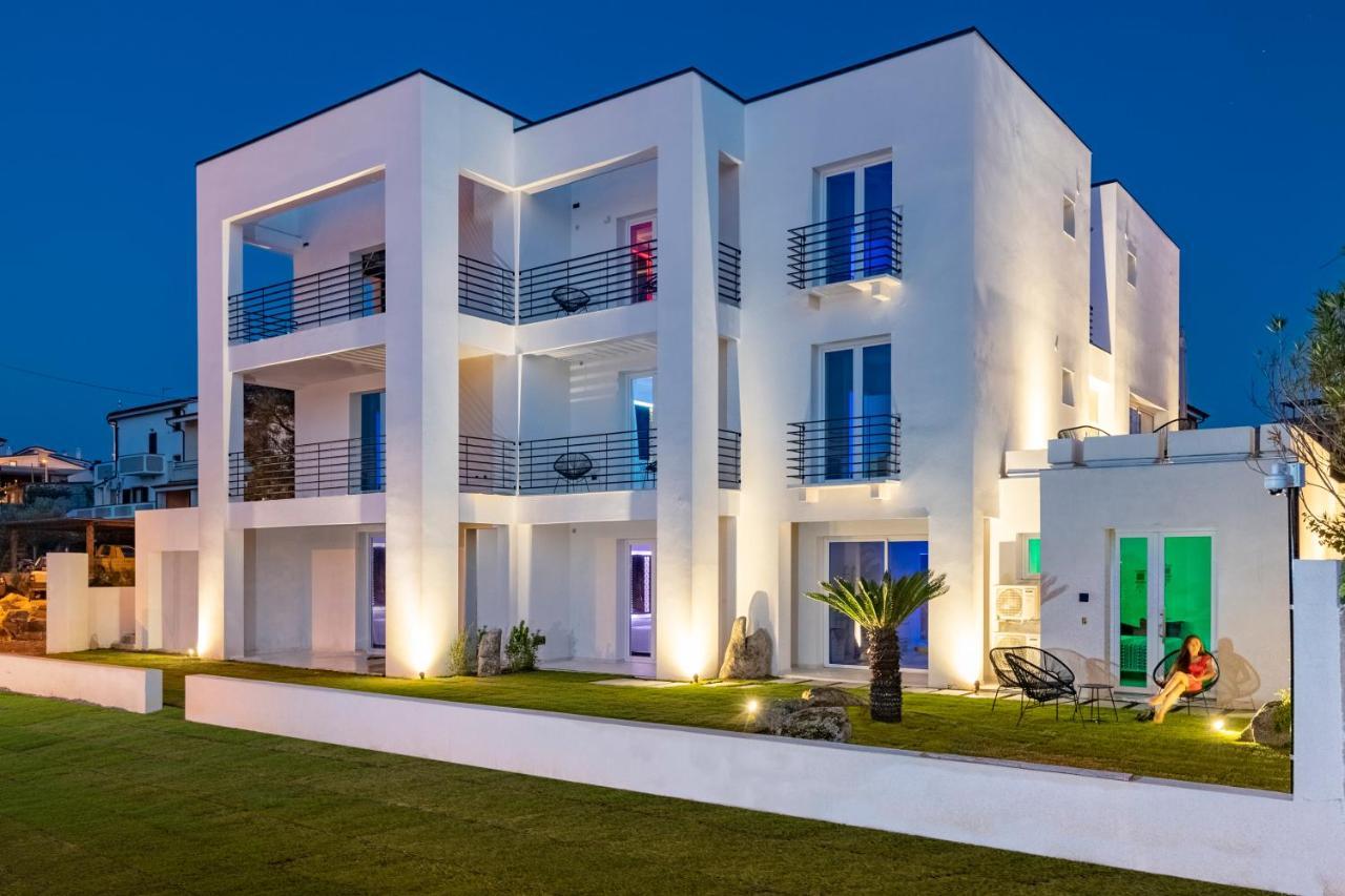 Cara A Bentu - Charming Rooms Tortolì Exterior foto